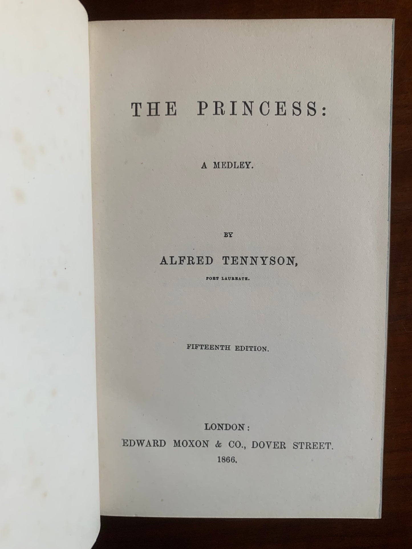 The Princess - Alfred Tennyson - Fore-edge painting - Edward Moxon - 1866