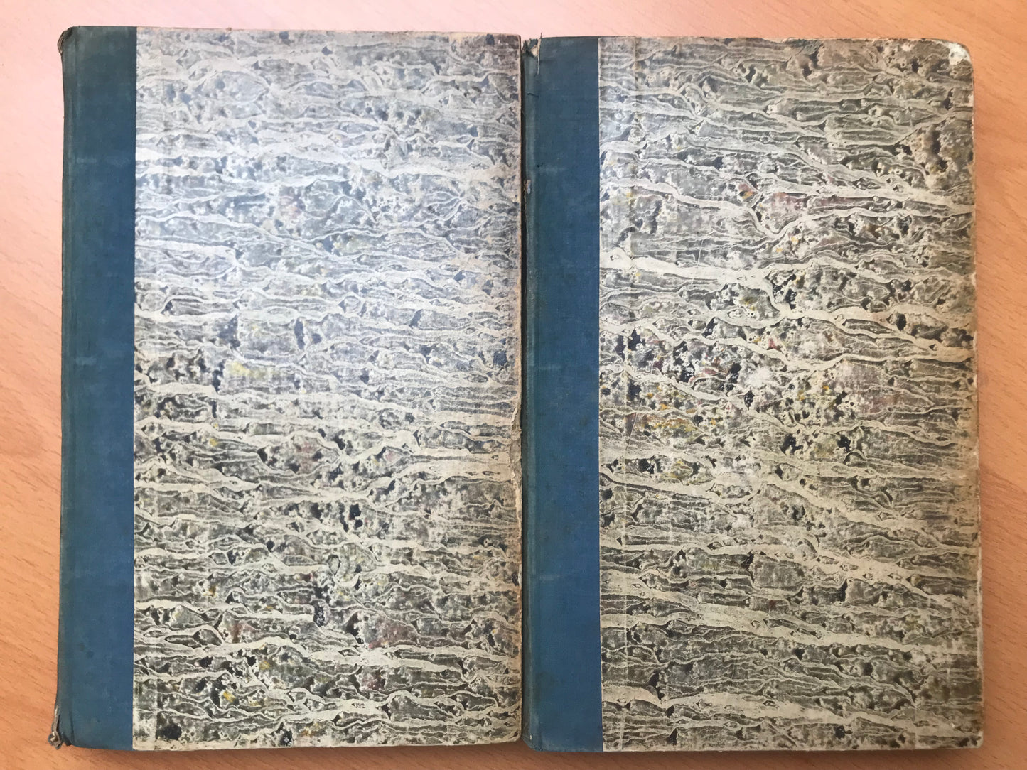 Souvenirs historiques du Capitaine Krettly - Ancien Trompette-Major des guides d'Italie, d'Egypte et des chasseurs à cheval de la garde impériale - Grandin - 1839