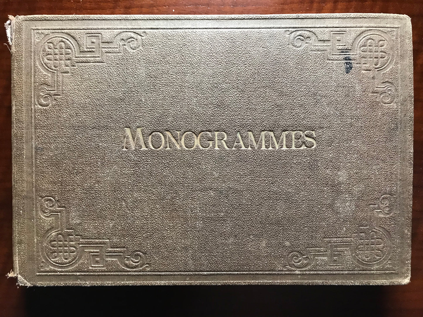 Album de Monogrammes et Autographes - Personnalités historiques de la Noblesse - c 1900