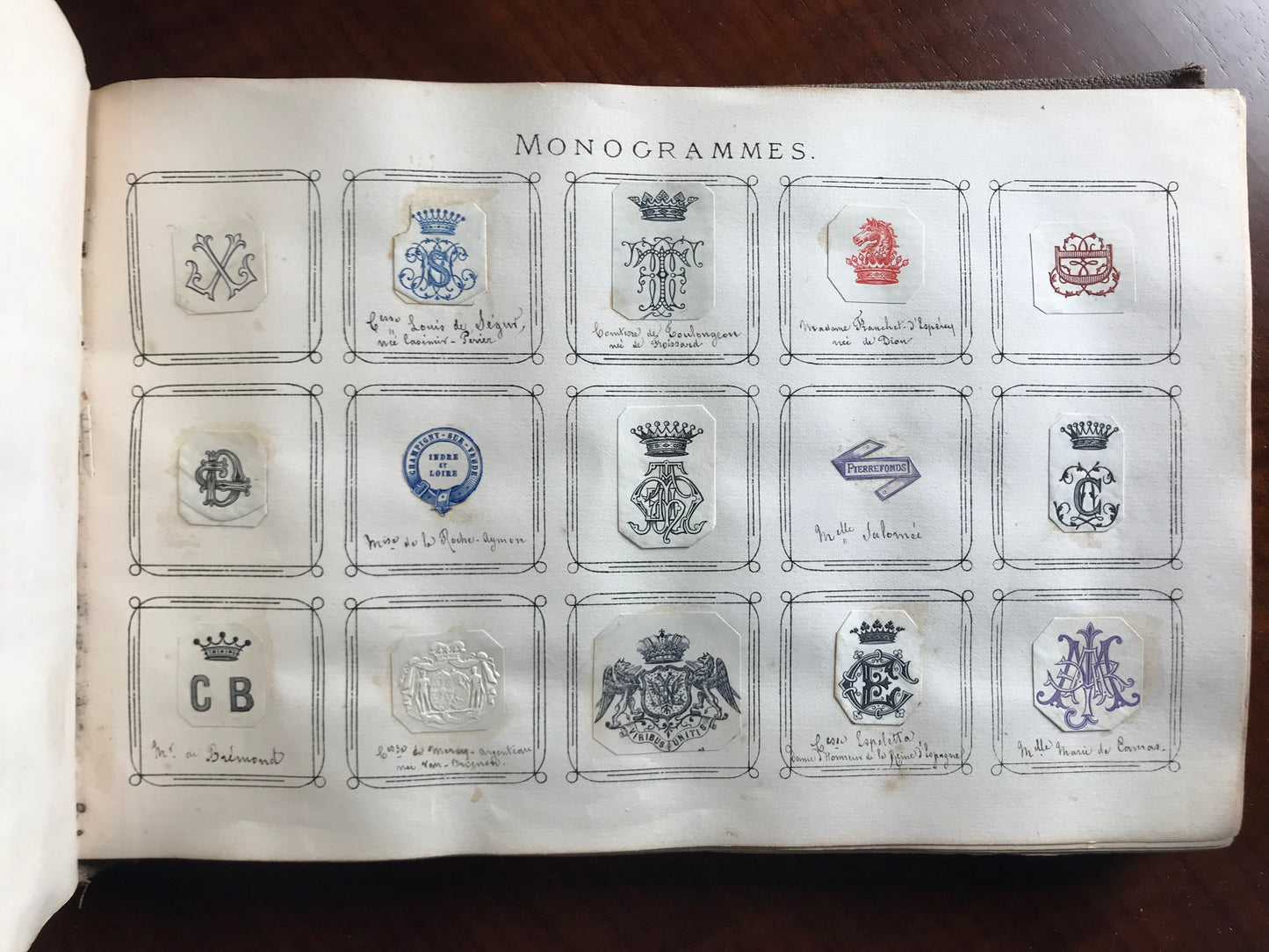 Album de Monogrammes et Autographes - Personnalités historiques de la Noblesse - c 1900