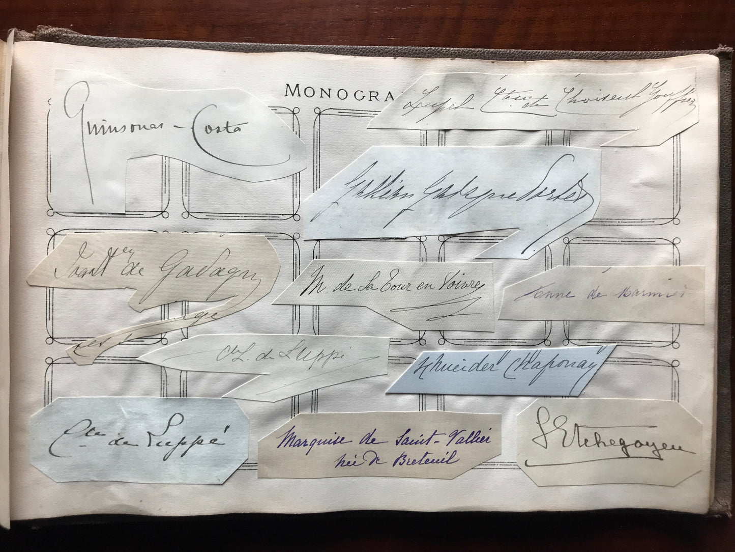 Album de Monogrammes et Autographes - Personnalités historiques de la Noblesse - c 1900