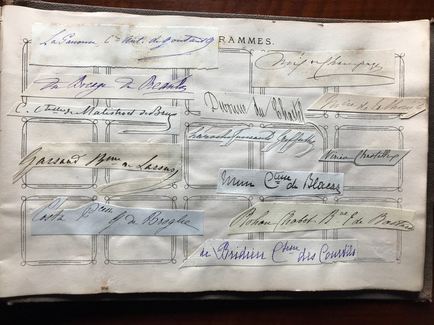 Album de Monogrammes et Autographes - Personnalités historiques de la Noblesse - c 1900