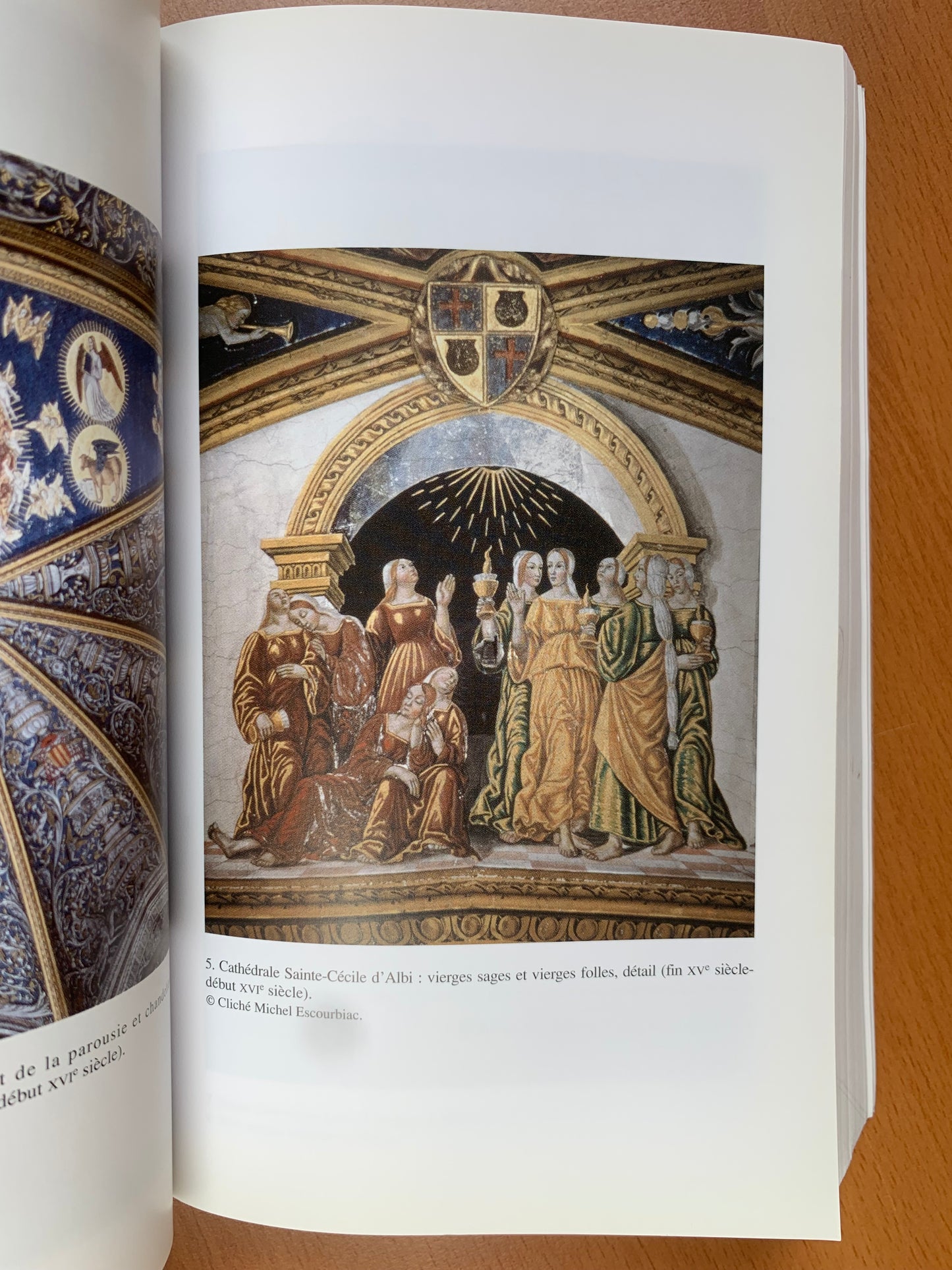 Fiat Lux - Lumière et luminaires dans la vie religieuse du XIIIe au XVIe siècle - Catherine Vincent - 2004