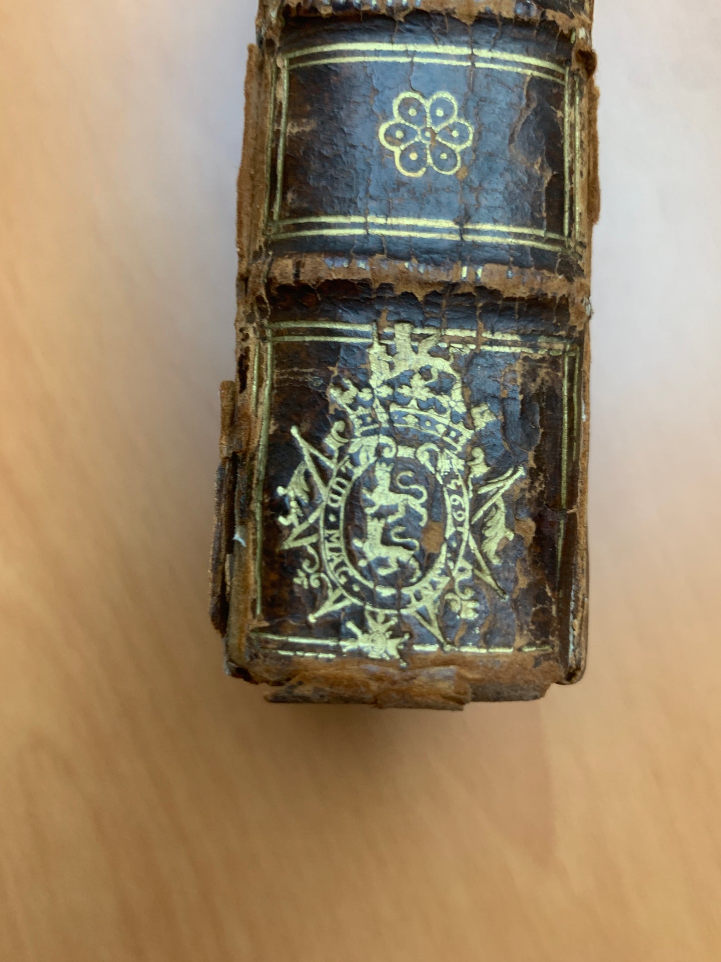 Mémoires historiques du Comte Betlem-Niklos, Contenant l'histoire des derniers troubles de Transilvanie - 1736 - Reliure aux armes d'Antoine-René Voyer d'Argenson