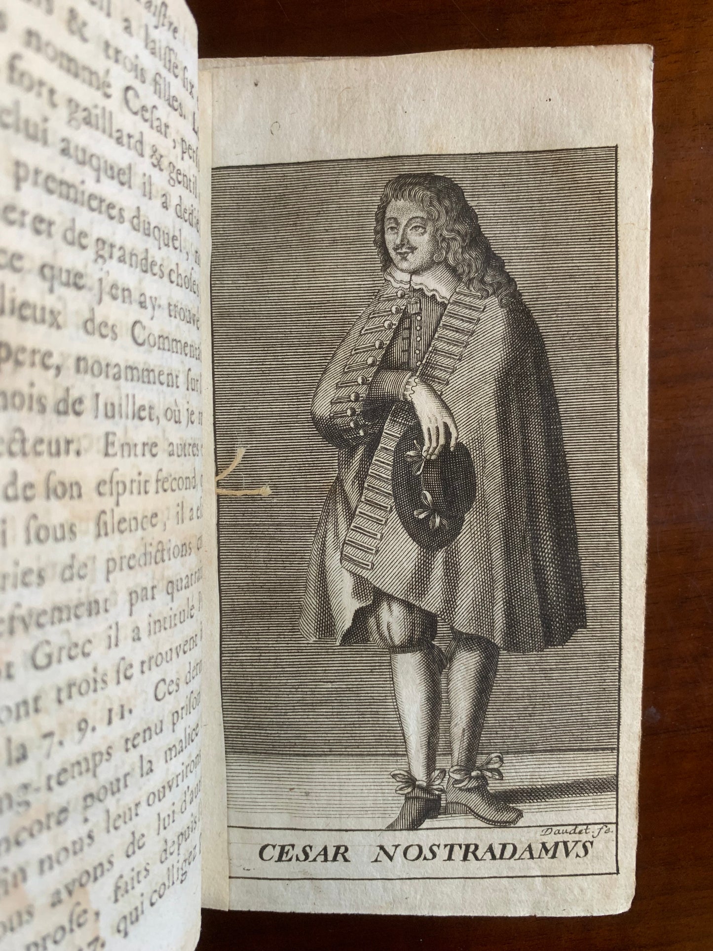 Les vrayes Centuries et Prophéties de Maistre Michel Nostradamus où se voit représenté tout ce qui c'est passé, tant en France, Espagne, Italie, Allemagne, Angleterre, qu'autres parties du Monde - 1690