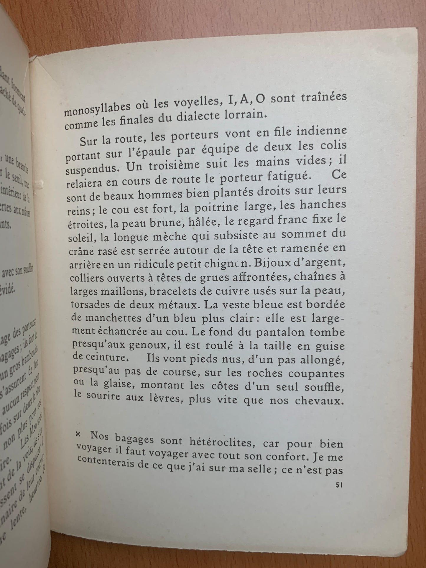 Indochine - Haute région - 36 images instantanées - Cresson - Hanoi - 1942