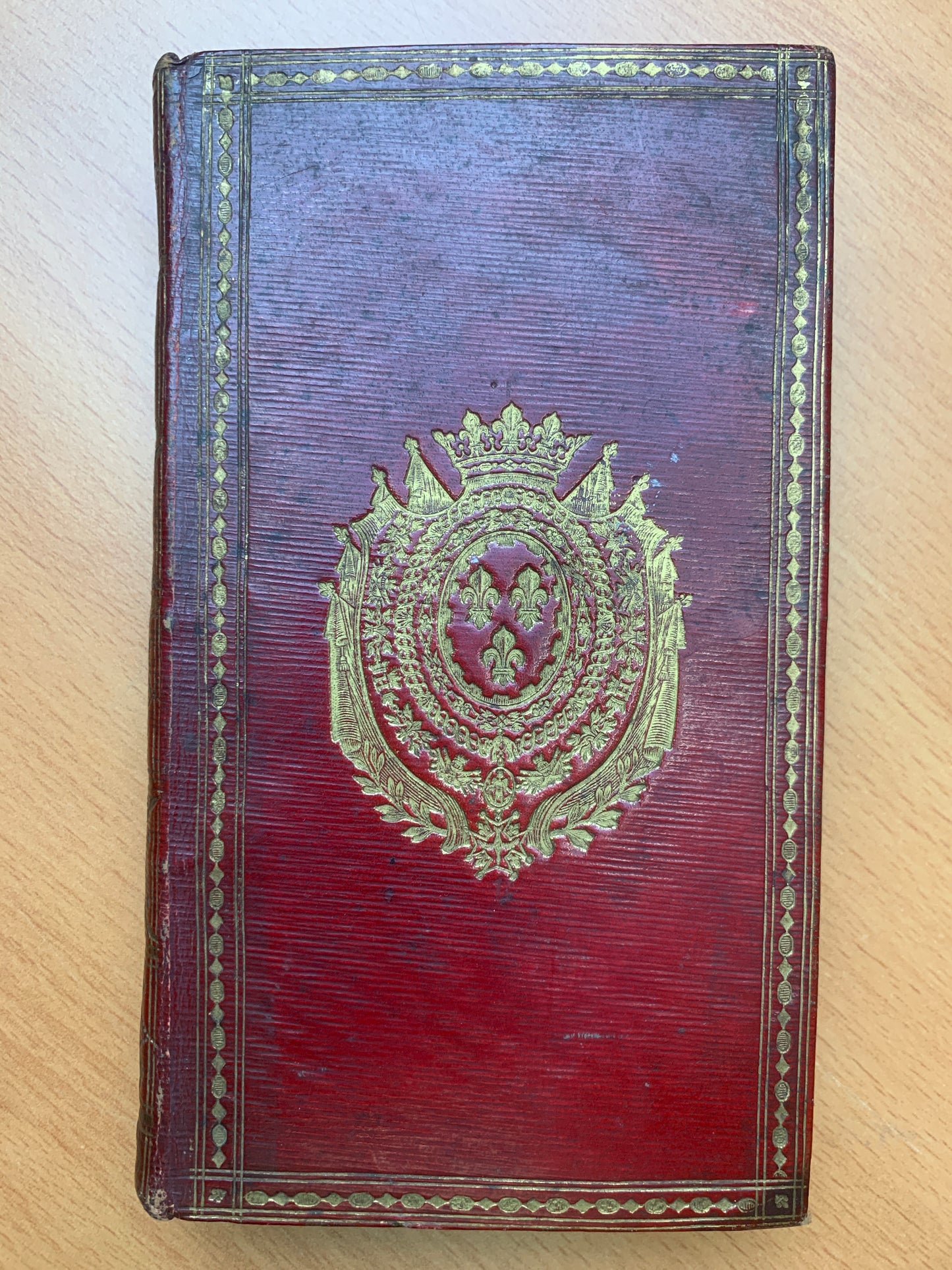 Reliure aux armes du Comte d'Artois futur Charles X - La providence faisant tout pour le bonheur des hommes Trenqualye - 1816