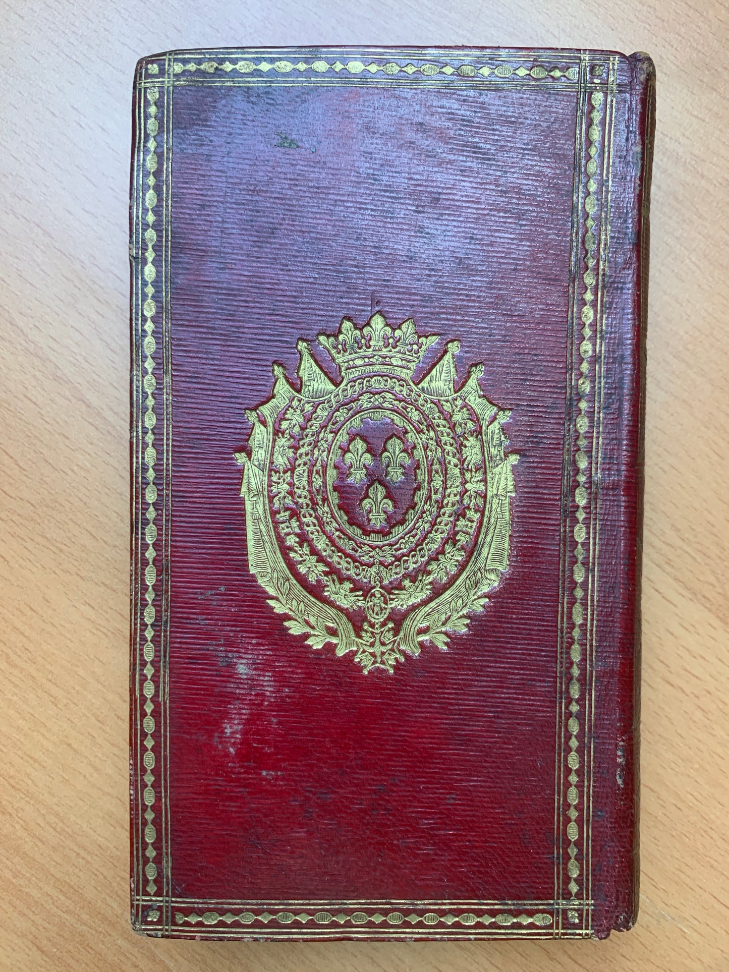 Reliure aux armes du Comte d'Artois futur Charles X - La providence faisant tout pour le bonheur des hommes Trenqualye - 1816