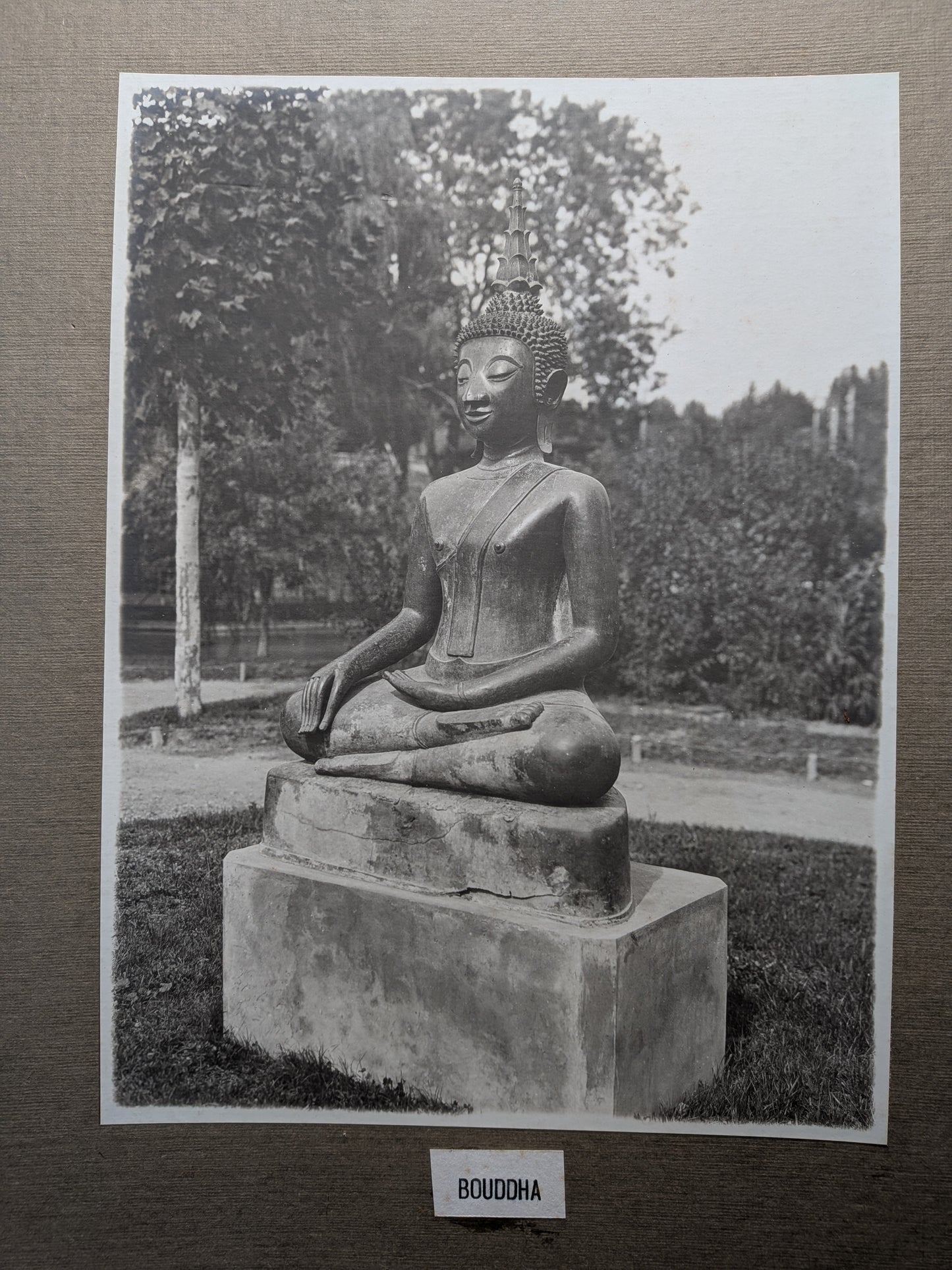 Pavillon de l'Indochine - Exposition coloniale de Marseille 1922 - 31 photographies