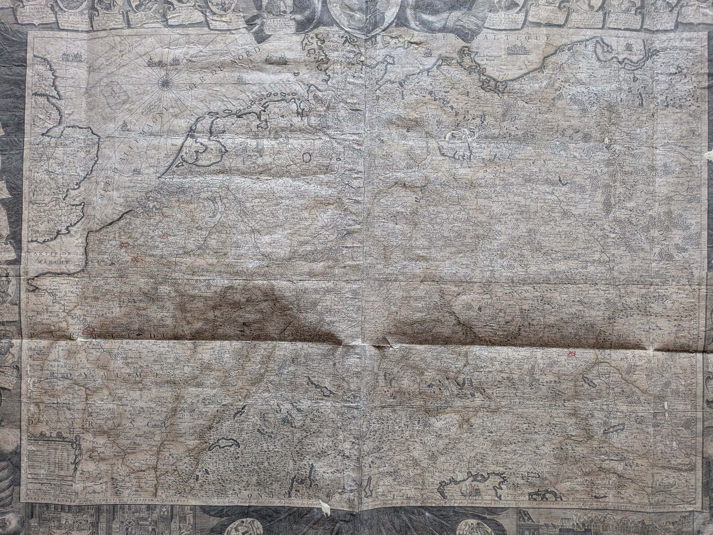 L'Empire d'Allemagne - Dressée et dédiée à Monseigneur le Dauphin par Nicolas de Fer, Géographe de sa Majesté catolique et de Monseigneur le Dauphin - 1723