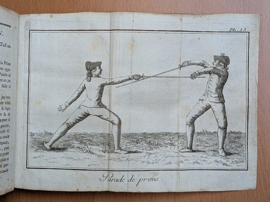 Nouveau Traité de l'art des Armes dans lequel on établit les principes certains de cet art, & où l'on enseigne les moyens les plus simples de les mettre en pratique